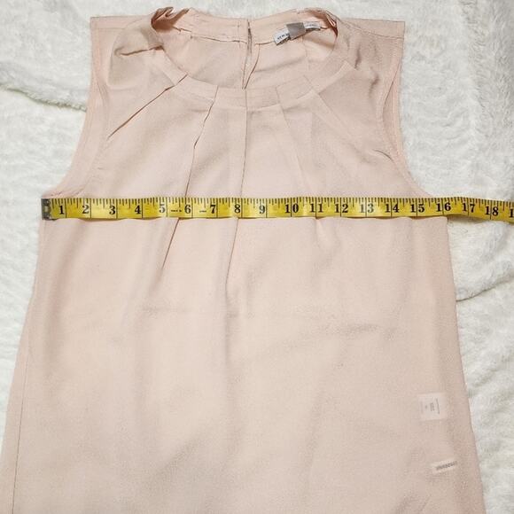 New York and Company Pleated High Collar Sleeveless Pink Blouse, Size X-Small - Picture 6 of 8